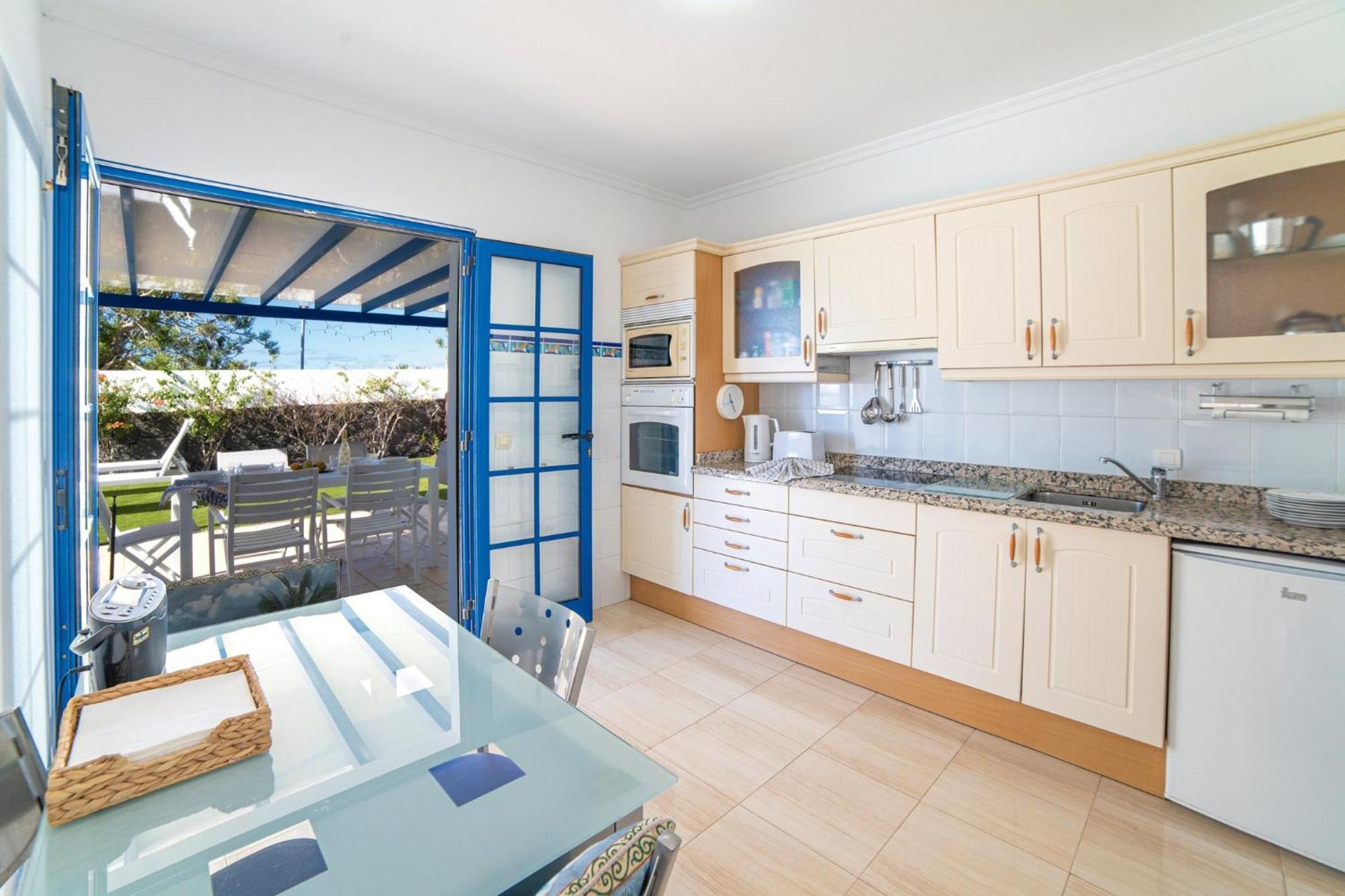 Beautiful Detached Lanzarote Villa 3 Bedrooms Villa Stacruz Bay Stunning Views Close To Amenities Playa Blanca מראה חיצוני תמונה